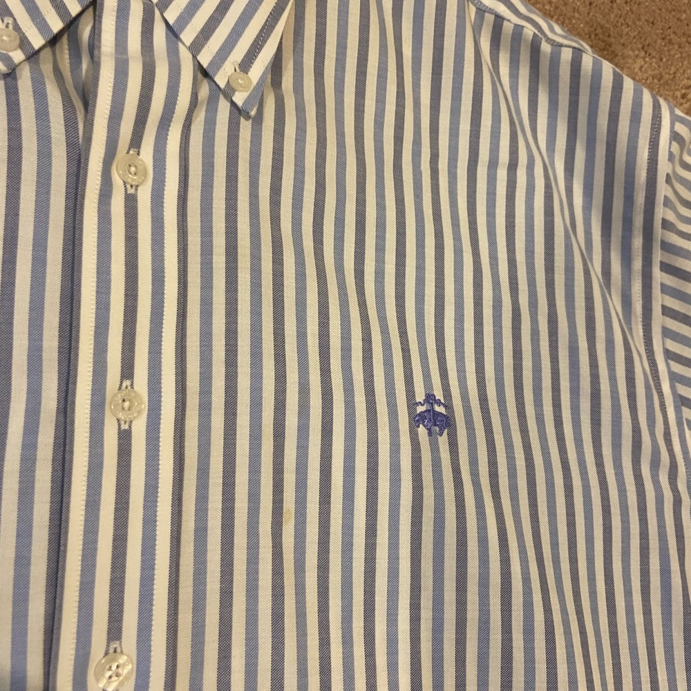 XL Brooks Brothers dress shirt. Pin stripes. Minor imperfections - Picture 4 of 6